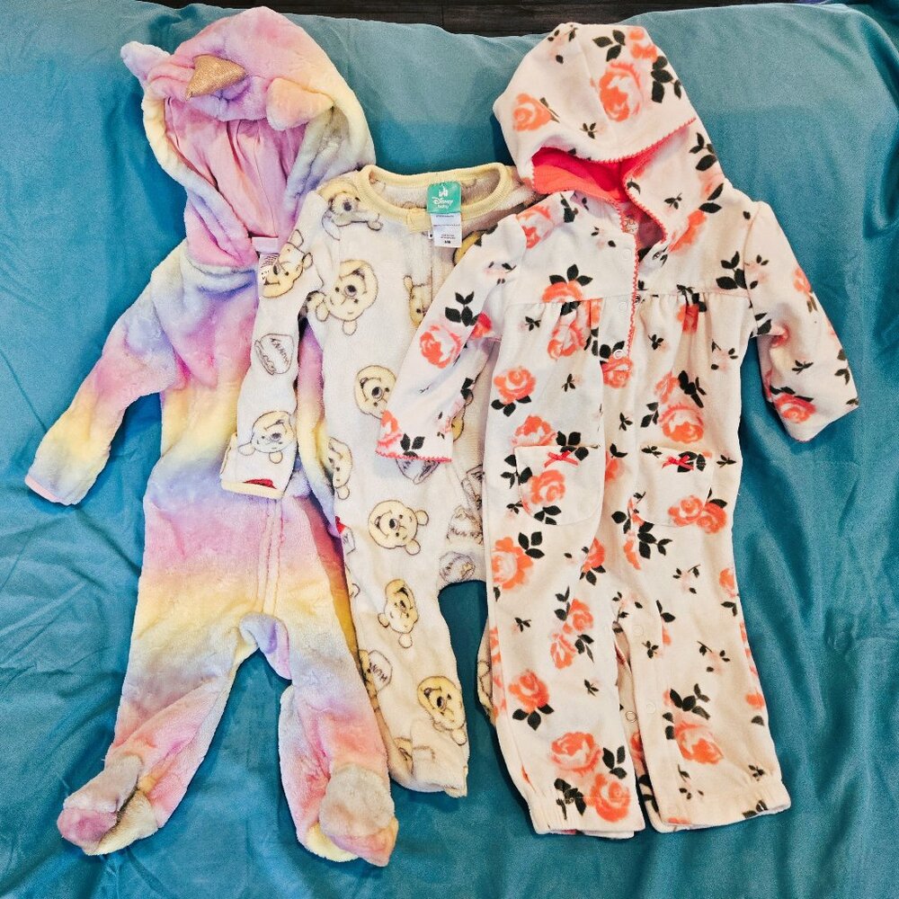 Infant Girls Fleece Footed Pajama Lot of 3, Size 6-9 Months